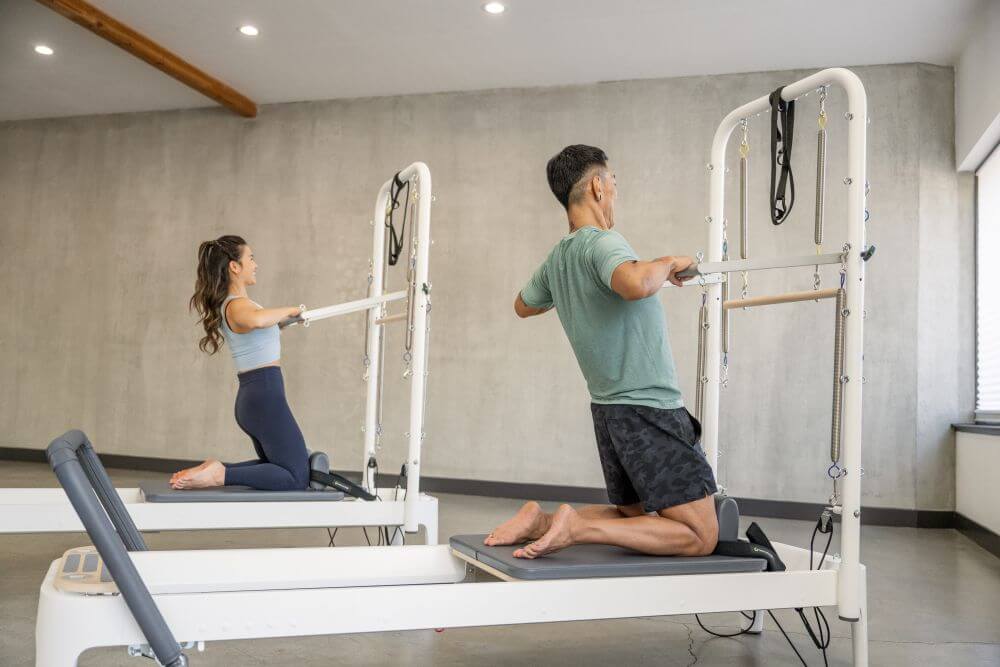 Pilates praktiķi studijā izmanto Allegro 2 Tower of Power.