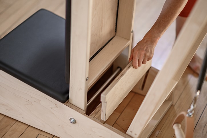 Tuvplāns ar Contrology roku krēslu ar regulējamu atzveltnes funkciju.