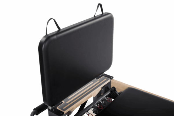 Джампборд для реформера Rialto с мягкой поверхностью для упражнений по пилатесу.