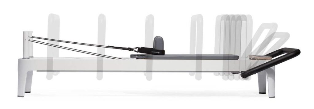 Balanced Body Reformer ar JAUNO EasySet kāju balstu vairākās pozīcijās